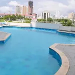 Edificio torres del lago apartamento 1401 B