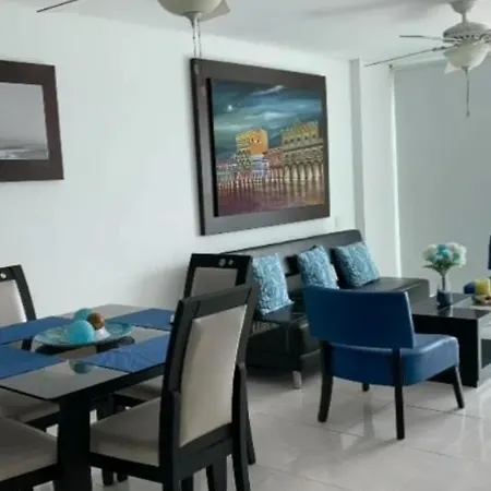 Edificio Torres Del Lago Apartamento 1401 B Apartamento *
